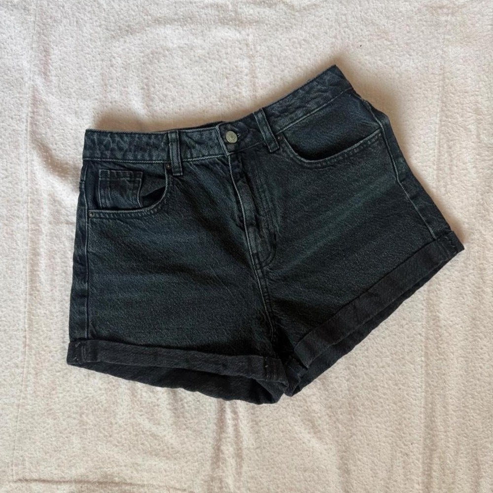 Pacsun black denim mom shorts 100% Cotton Size 27